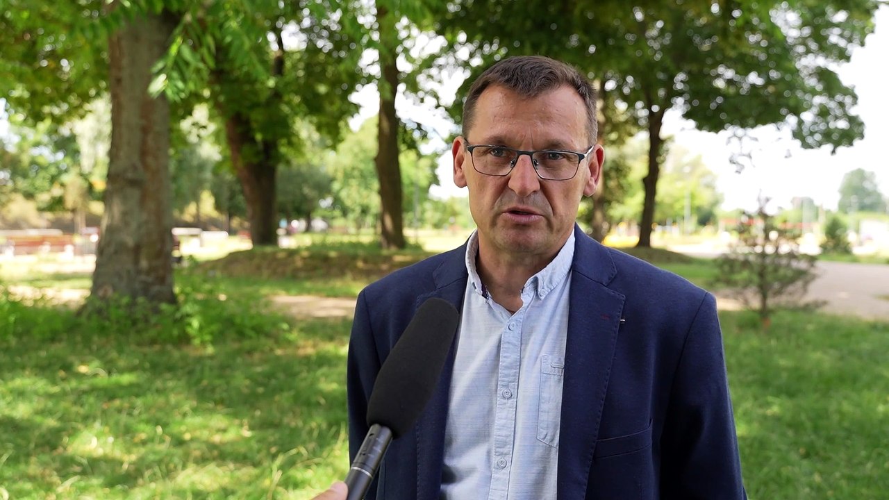 Gazeta Lubuska. Kostrzyn nad Odrą. Parkujące auta utrudniają przejazd służbom ratunkowym