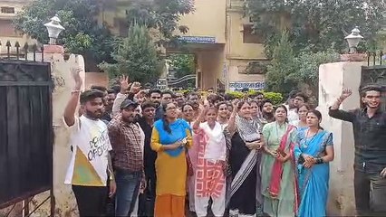 निगम कमिश्नर ने विधायक सिंहदेव के प्रतिनिधि का किया अपमान! बोलीं- तुम किसी के भी प्रतिनिधि हो, यहां से बाहर निकलो