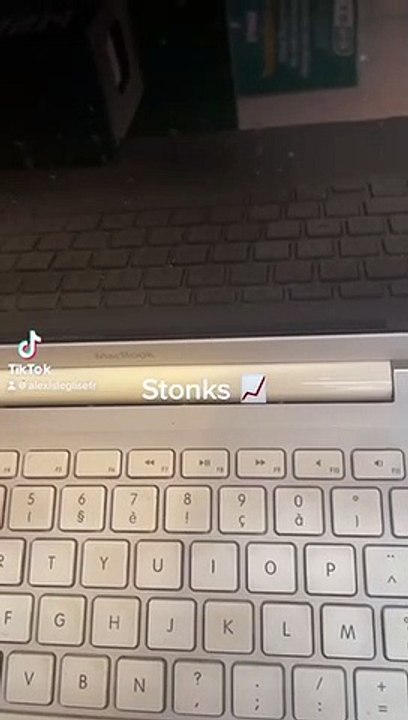 Stonks 