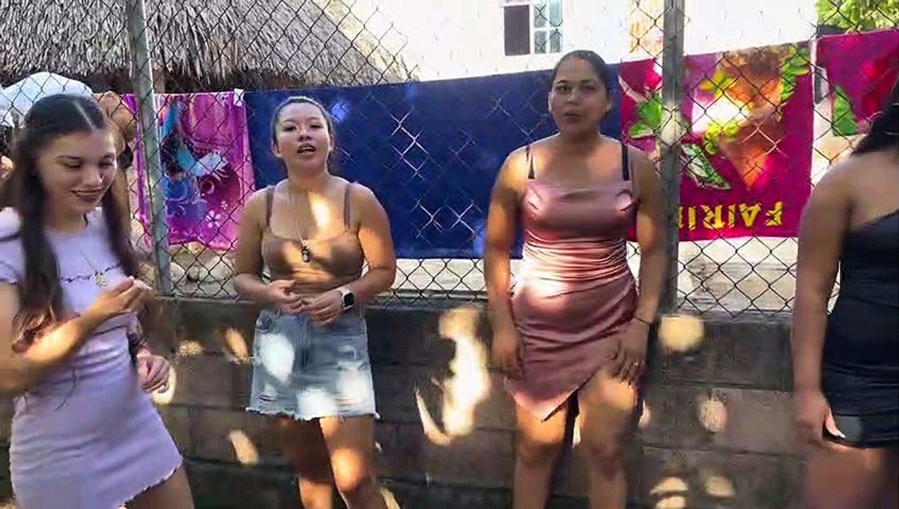 LINDAS SALVADOREÑAS Inician Un Nueva Serie Con LAS CHICAS SV - Pero Miren Cuánta Belleza