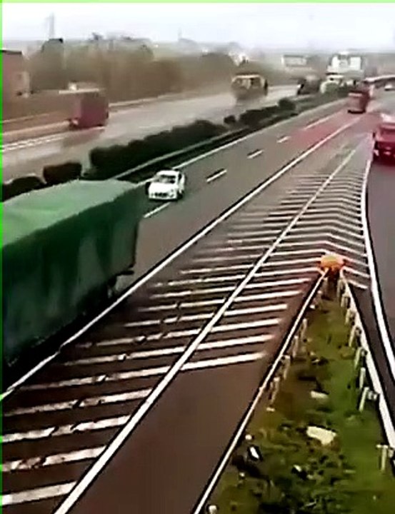 wonders of the universe 4