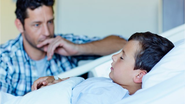 Boy went to hospital complaining of eye pain, what doctors found under his eyelid will shock you