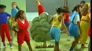 Kids Sing-A-Long - U.S.S. Songboat (1986)
