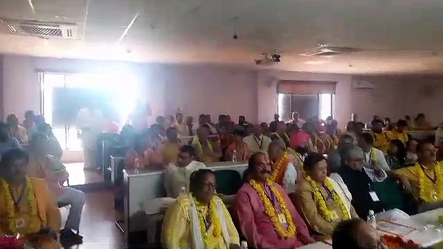 पीपल के फेरे लेने से कट जाता है मंगल दोष, सुंदरकांड के पाठ से दूर होती है विवाह की बाधा