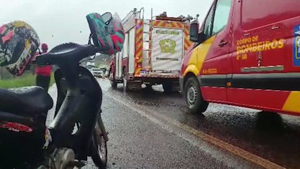 Casal fica ferido ao cair de moto na BR-369