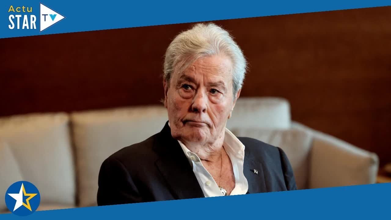 Alain Delon : Sa "compagne" Hiromi Rollin sort...