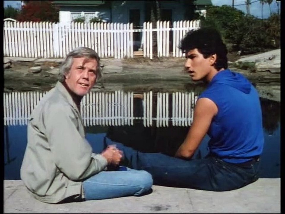 Les routes du Paradis S1 - 10 Au secours