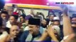 Usai Ibadah Haji, Anies Baswedan Disambut AHY dan Diserbu Simpatisan di Bandara Soetta