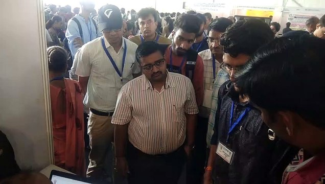 मेगा जॉब फेयर में पहुंचे हजारों बेरोजगार, नाममात्र को मिला रोजगार