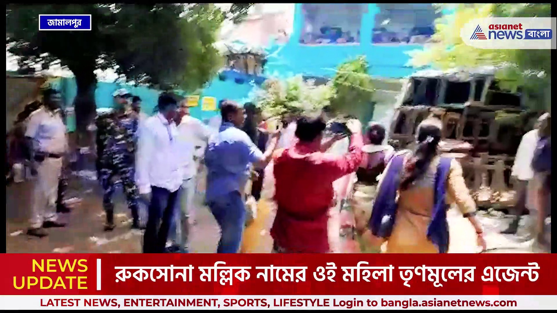 দু'বান্ডিল ব্যালট পেপার নিয়ে পালানোর চেষ্টা মহিলা তৃণমূল এজেন্টের! আটক করল পুলিশ