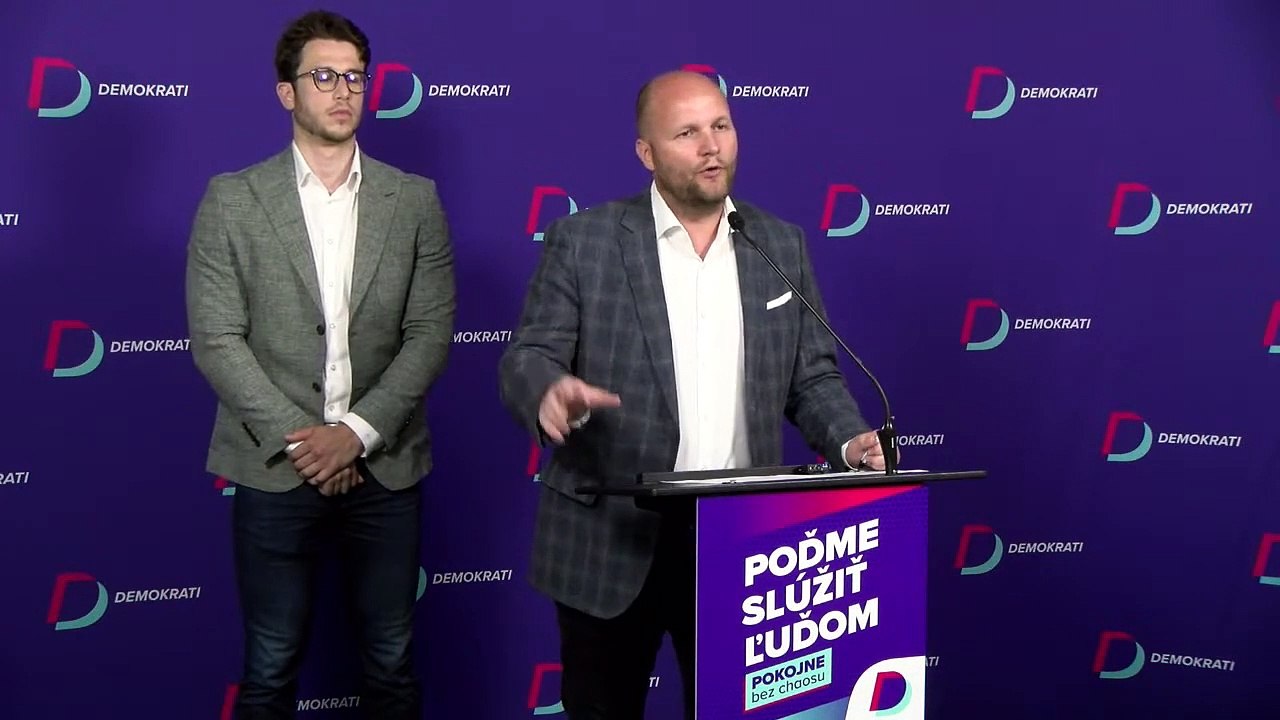 ZÁZNAM: Vstup Ukrajiny do NATO môže prísť až po vojne, zhodli sa politické strany