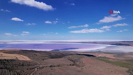 Pembeye bürünen Tuz Gölü'nde hayran bırakan manzara