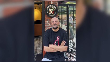 Le célèbre journaliste Hakan Gündoğar a attrapé la maladie Alopeci Universal ! Il a partagé sa dernière version et a versé son cœur.