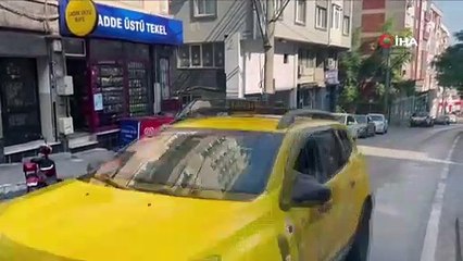Bursa'da o anlar kamerada! Siparişe giden kuryeye çarptı