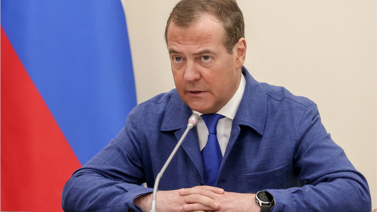 "Dritter Weltkrieg rückt näher": Medwedew droht dem Westen