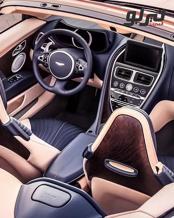 استون مارتن 2023 DB11 سيارة سياحية كبيرة الحجم...