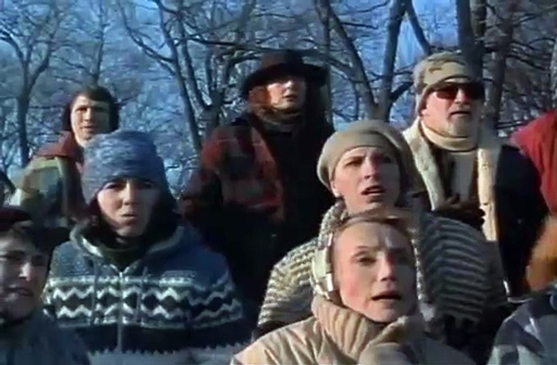 Loin des yeux, près du cœur Bande-annonce (EN)