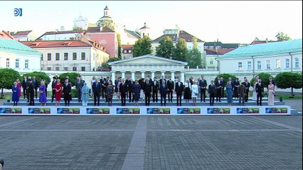 Líderes de la OTAN celebran dar una "dirección clara" a Ucrania