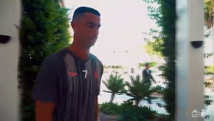 Ronaldo, Müslüman futbolseverleri yine mest etti! Secdeden sonra şimdi de herkes verdiği selamı konuşuyor