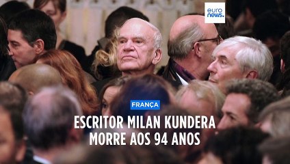 Morreu Milan Kundera