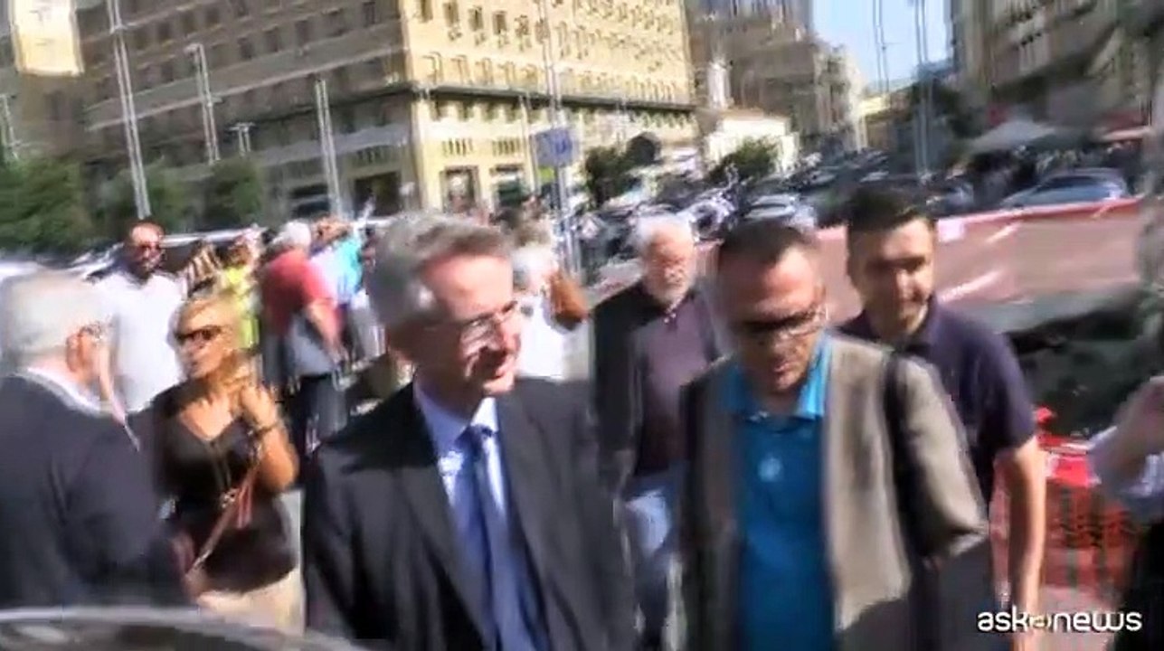 Un incendio distrugge l'opera la "Venere degli stracci" a Napoli