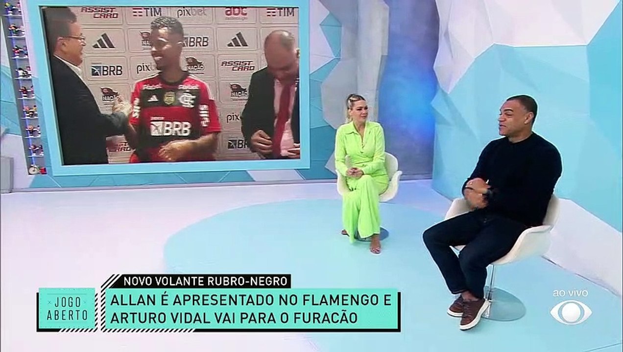 Denilson e Renata Fan aprovam possível chegada de Claudinho no Flamengo