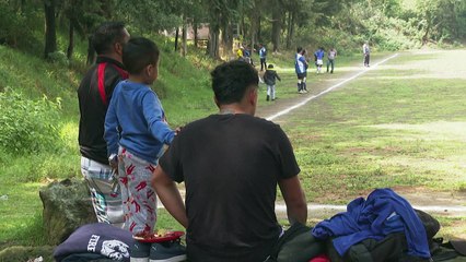 Mexique: le cratère d'un volcan "terrain de foot unique au monde"