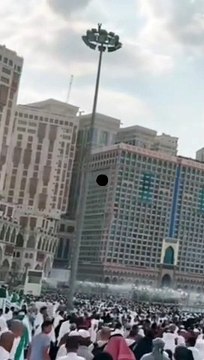 Water spray fans in Masjid al-Haram Makkah | Air Cooling Technique in Baitullah Courtyards Mecca