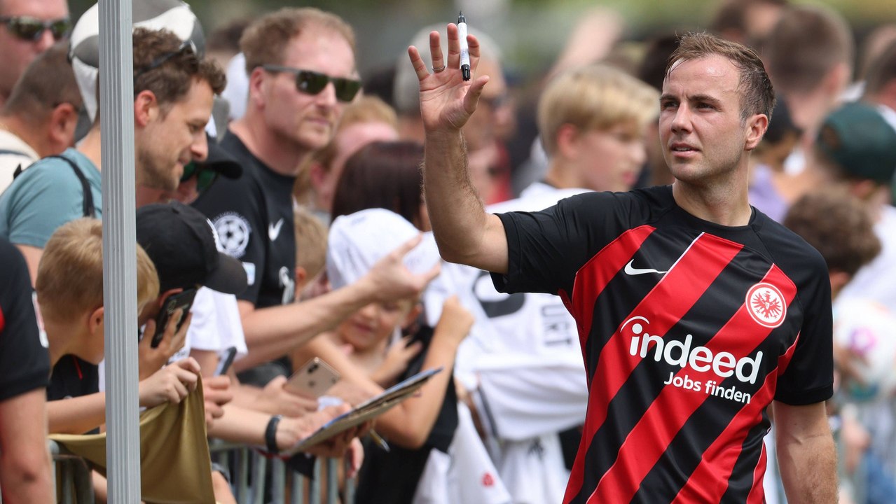 Trainingsauftakt mit Toppmöller: 'Hier hat ein unglaublicher Wandel stattgefunden'