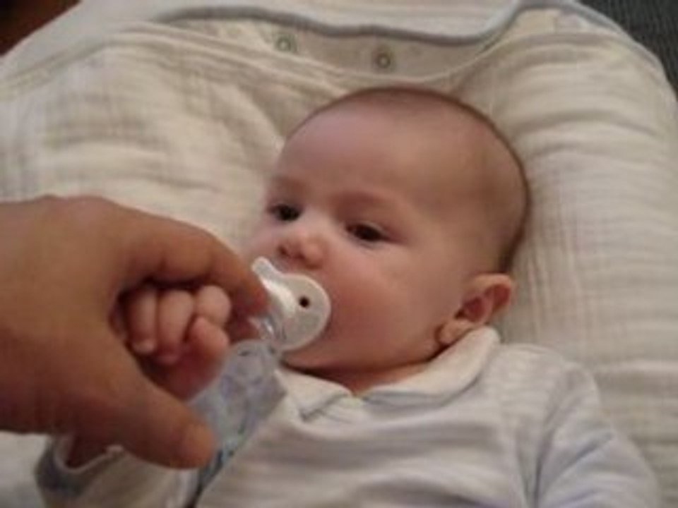 ANTOINE a faim , encore ,trés faim ! Hummm