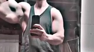 Gym Mirror Vs Home Mirror  Born World _ Tiktok _ Trending _ Fitness motivation #shorts