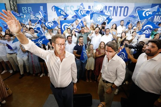 Feijóo agita el fantasma del fraude electoral en el voto por correo