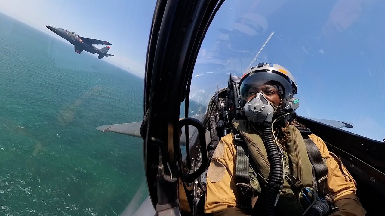 14 juillet : Clarisse Agbégnénou « assommée » lors d’un vol test en Alpha Jet pour le défilé aérien