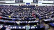 Eurodeputados criticam proposta de organismo de ética da Comissão Europeia