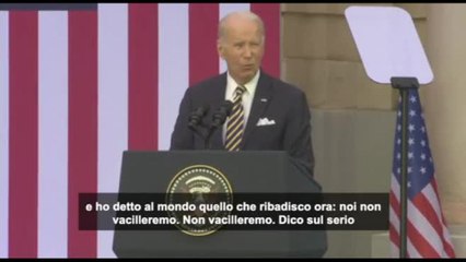 Biden da Vilnius: "Il nostro impegno per l'Ucraina non vacillerà"