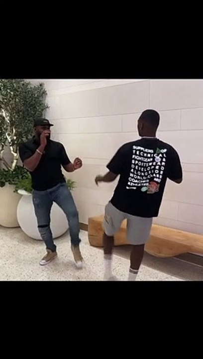 ADESANYA ET JON JONES S'AMUSENT ENSEMBLES #UFC