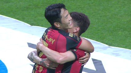 서울, 수원FC에 7：2 대승...인천, 5년 만에 울산 제압 / YTN