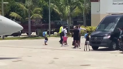Messi chega aos EUA para assinar com Inter Miami