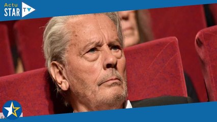 Hiromi Rollin expulsée de chez Alain Delon : pourquoi a-t-elle été privée de ses effets personnels ?