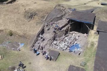 Ancient temple entrance in Peru found 'frozen in time'