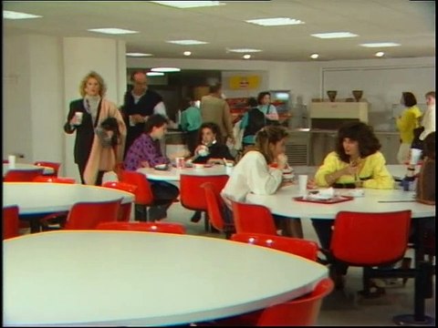 ΑΝΤΙΣΤΡΟΦΗ ΠΟΡΕΙΑ (1987)