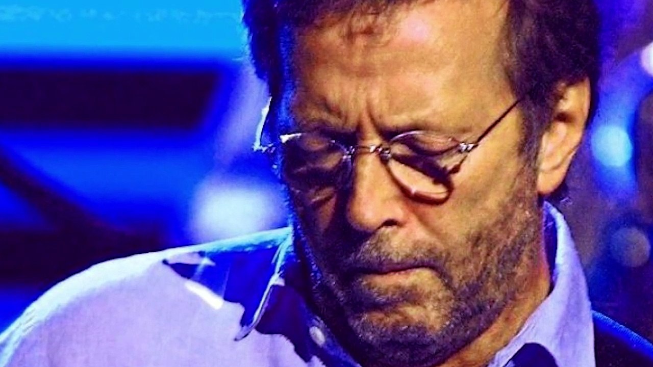 SAD TRAGEDY! At the funeral of singer Eric Clapton, hundreds of people say goodb