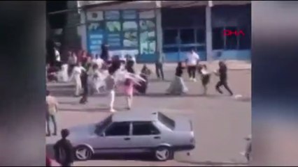 Ataşehir'de sokak düğününde kavga çıktı