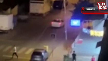 Maltepe'de yol verme kavgası: Sürücüyü darbedip aracın camlarını patlattı