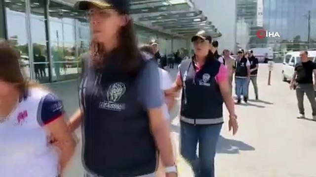 Kilitli Olmayan Kapıları Dil Düşürme Yöntemiyle Açıp Hırsızlık Yapan 4 Şüpheli Tutuklandı