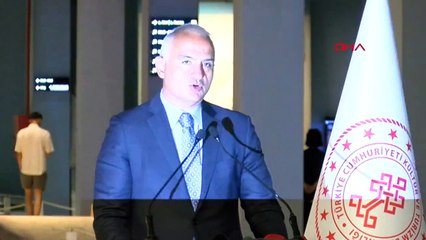 Bakan Ersoy, yurt dışından getirilen tarihi eserlerin Türkiye'ye iadesi için Zeugma Mozaik Müzesi'nde