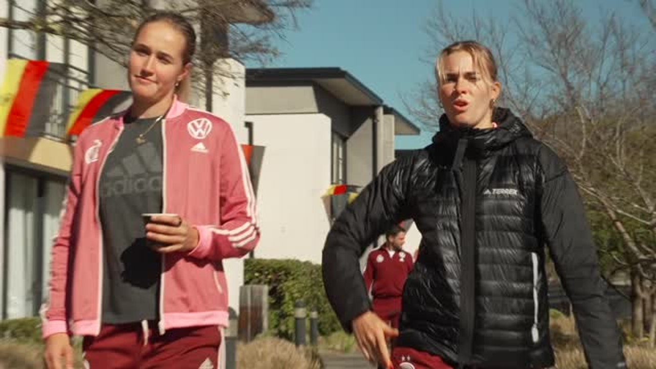 DFB-Frauen im Teamhotel in Australien angekommen