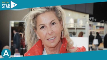 Caroline Margeridon : le terrible drame de son enfance qui a coûté la vie à deux êtres chers à ses y