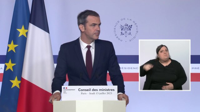 Olivier Véran: Des quantités phénoménales de mortiers d'artifice ont été saisies