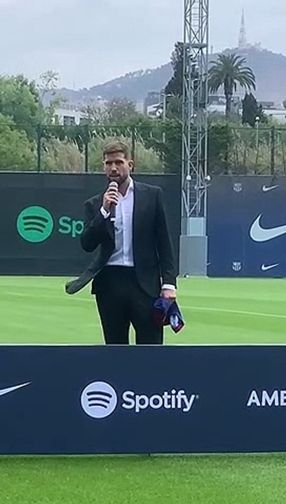 Iñigo Martínez: "Es un orgullo fichar por el mejor equipo del mundo"